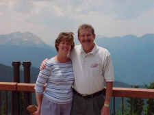 Jim and June on Aspen Mtn deck.jpg (23801 bytes)